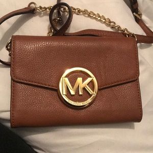 Michael Khors Crossbody